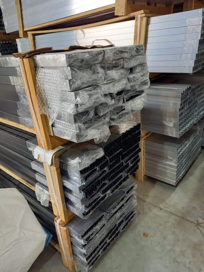 Profil montaj aluminiu Negru H, 3600 mm –23lei/metru - Suport panouri solare fotovoltaice